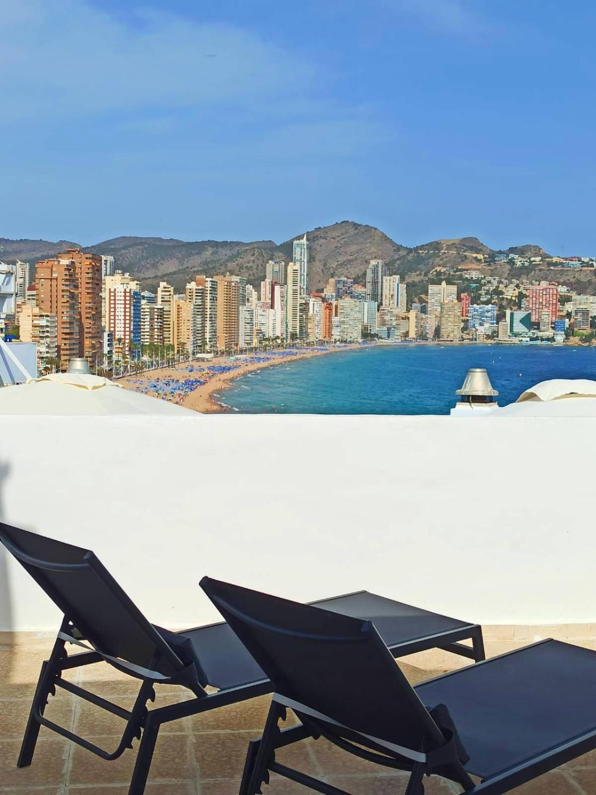 Vistas Del Mar Apartment Μπένιντορμ Εξωτερικό φωτογραφία